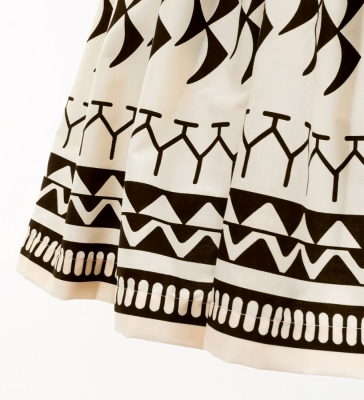 Hula Pa'u Skirt with Kahiko Print / Cream & Black /G2991