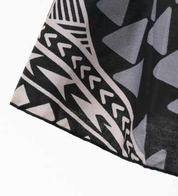 Tahitian Skirt with Kahiko Print / Black / G3233