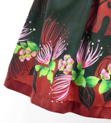 Hula Shantung Pa'u Skirt with Lehua Print / Luxury Collection / Red & Black / J3154rdbk