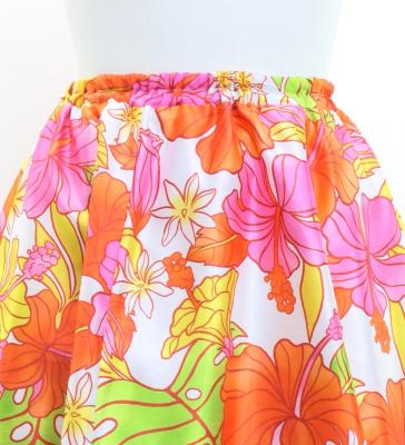 Hula Long Shantung Circular Skirt with Hibiscus Print / Luxury Collection / White & Red / J3201-9