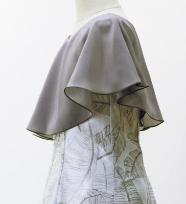 Hula Kids Cape Long Dress with Banana Leaf Print / Luxury Collection / Gray / Jp104gy